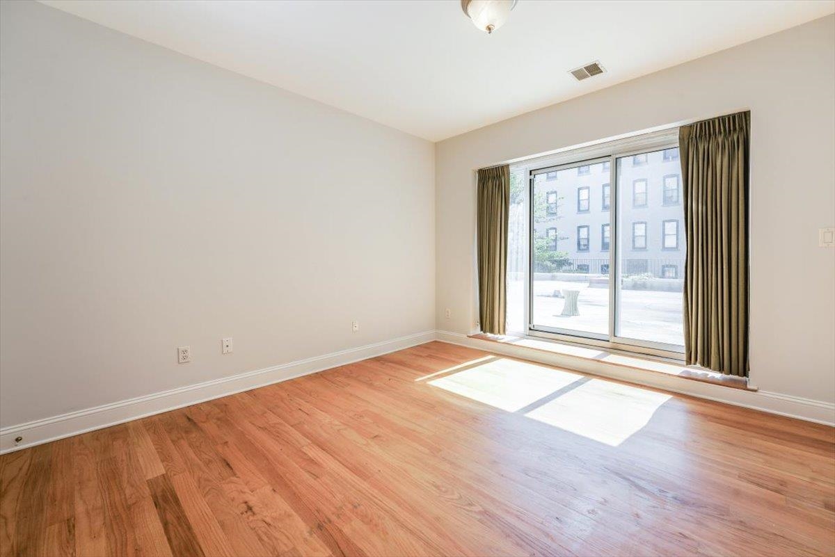 807 CLINTON ST Unit: 2B