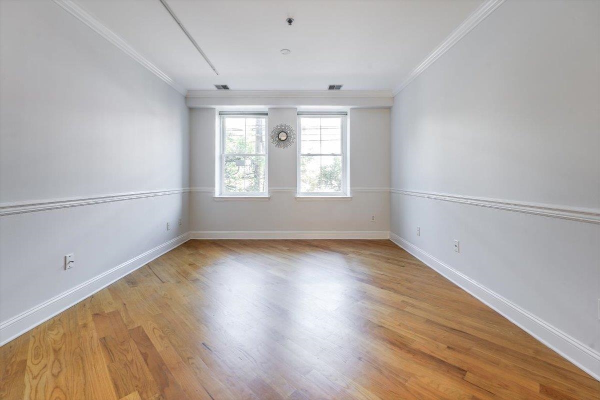 807 CLINTON ST Unit: 2B