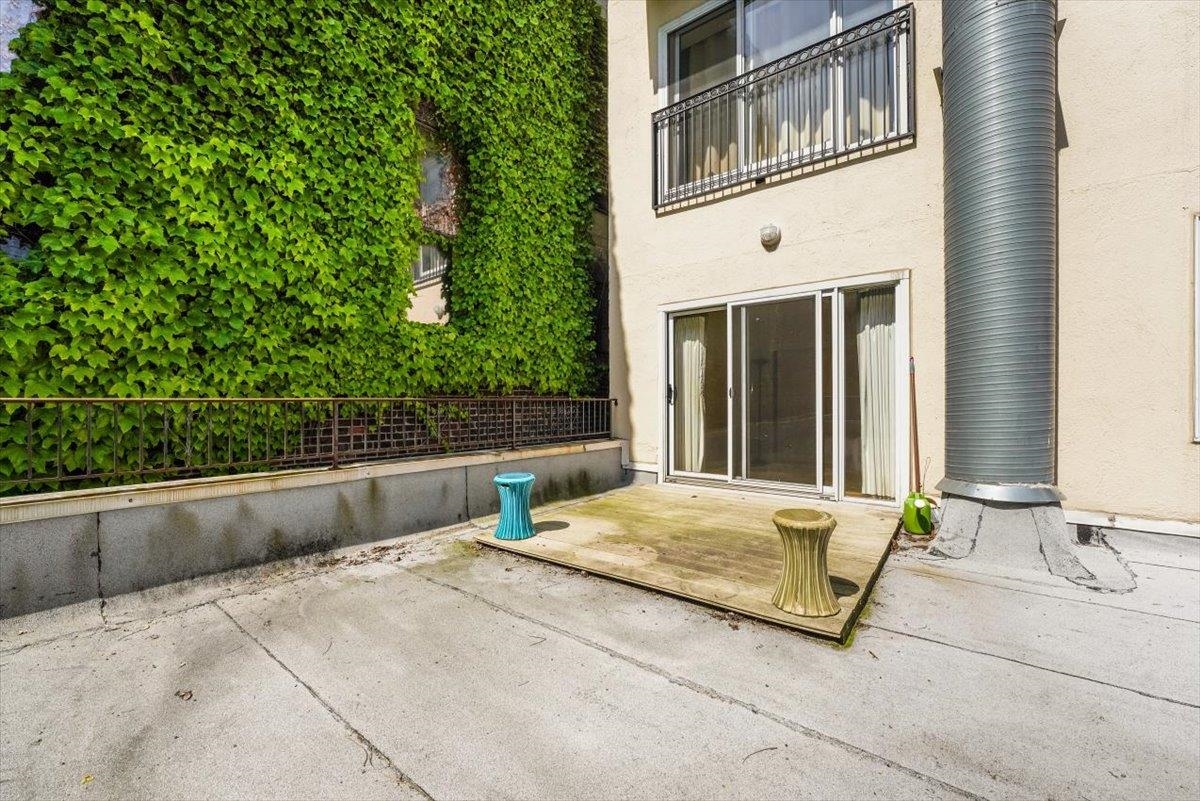 807 CLINTON ST Unit: 2B