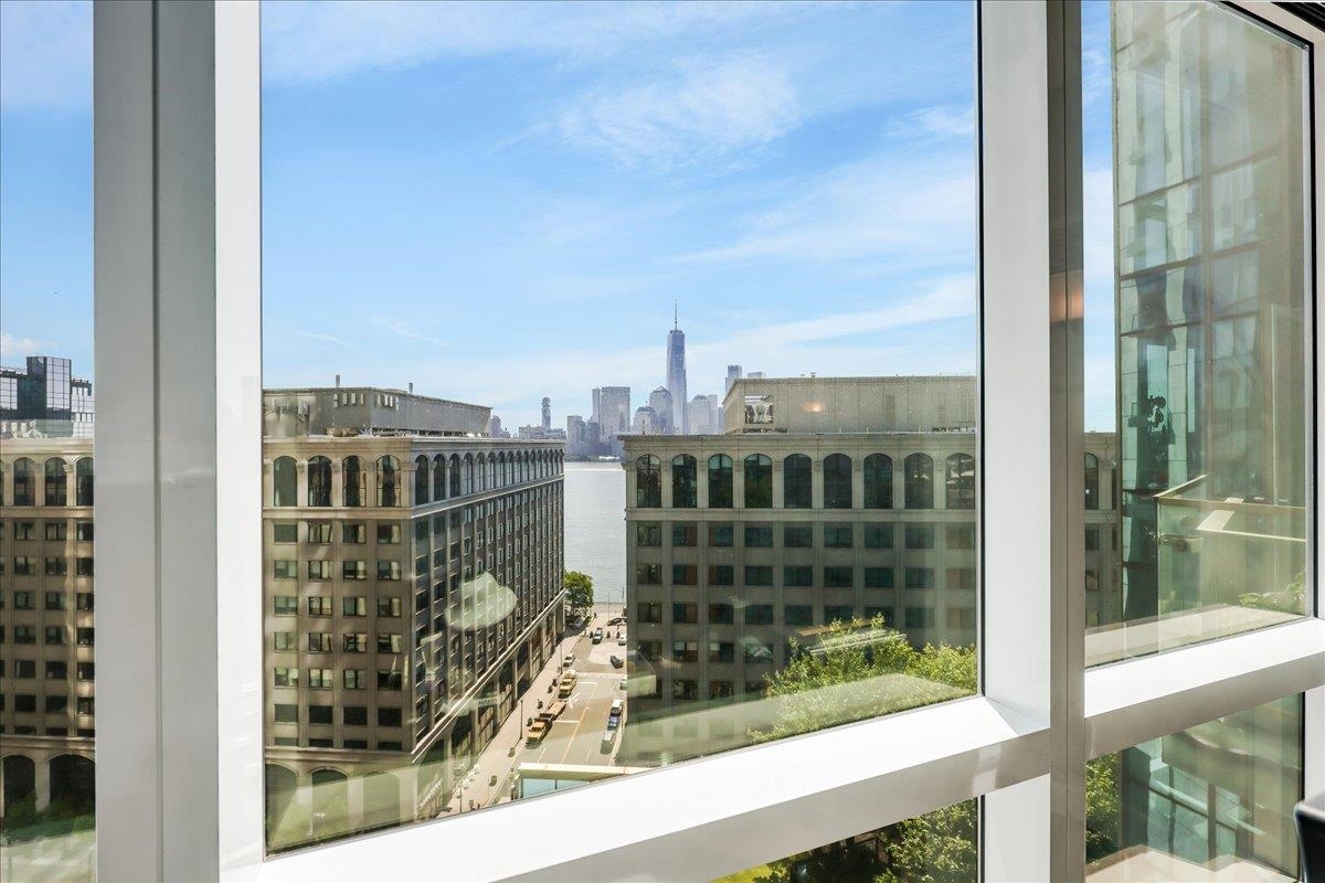 77 HUDSON ST Unit: 1604