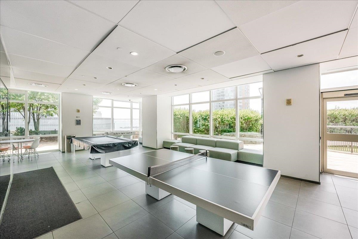 77 HUDSON ST Unit: 1604