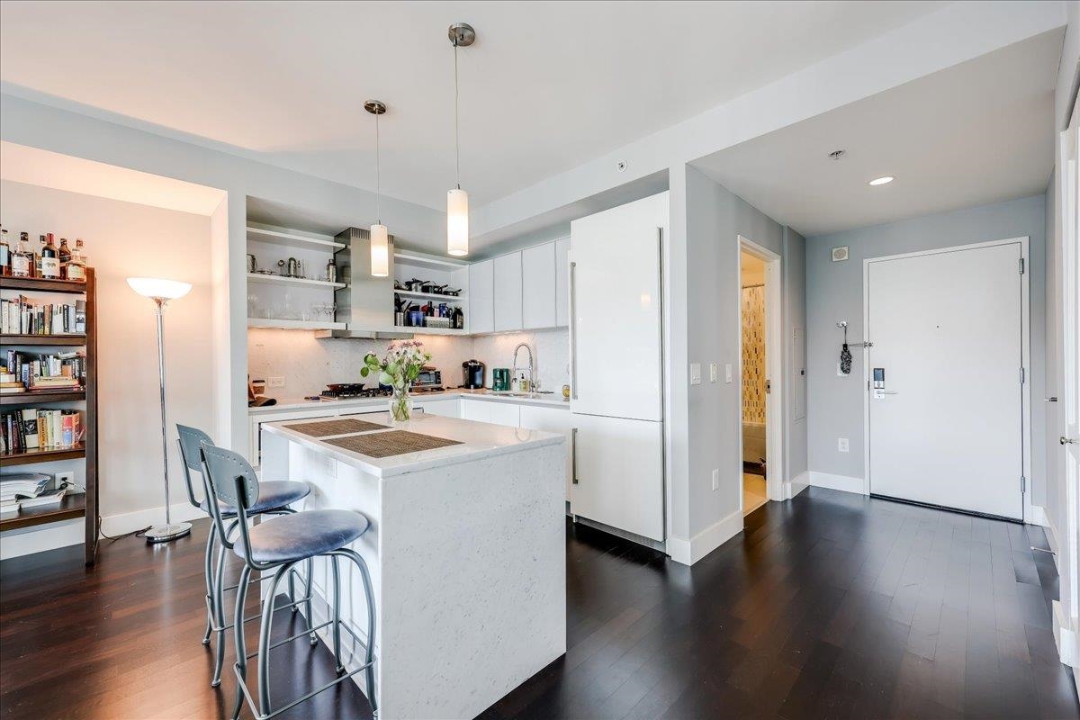 77 HUDSON ST Unit: 1604