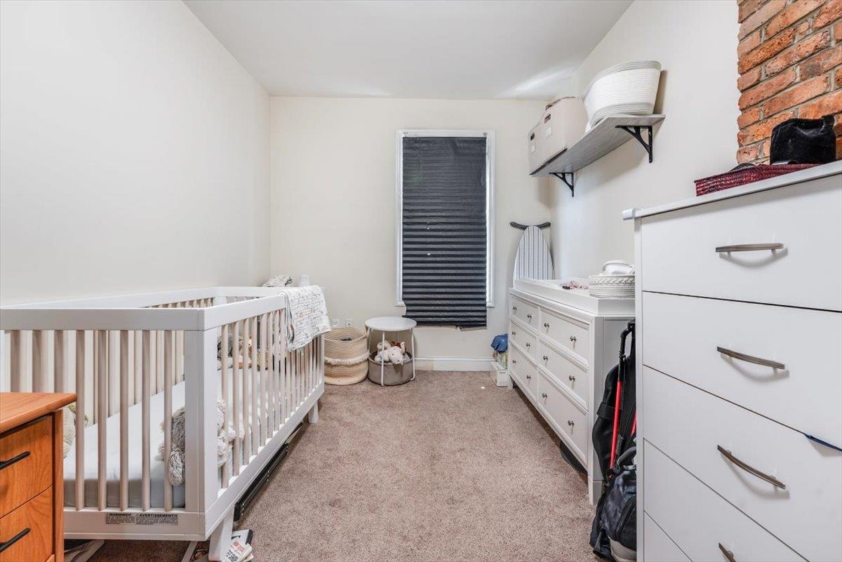 209 PARK AVE Unit: 3