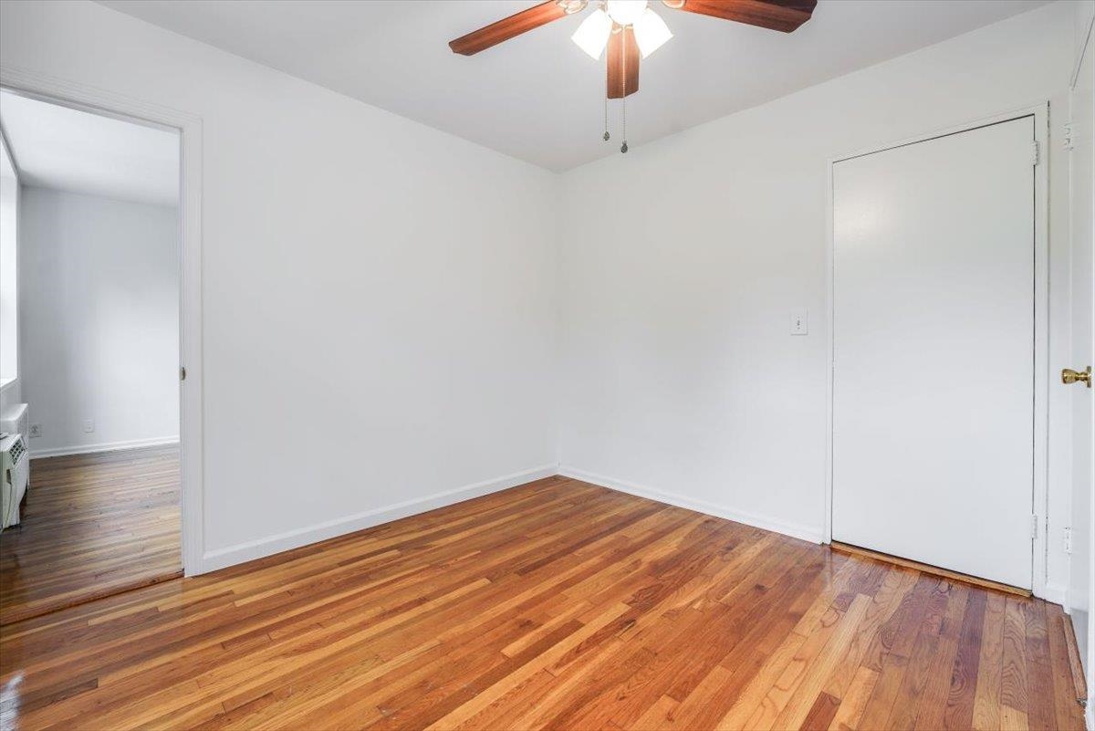 2160 CENTER AVE Unit: 2B