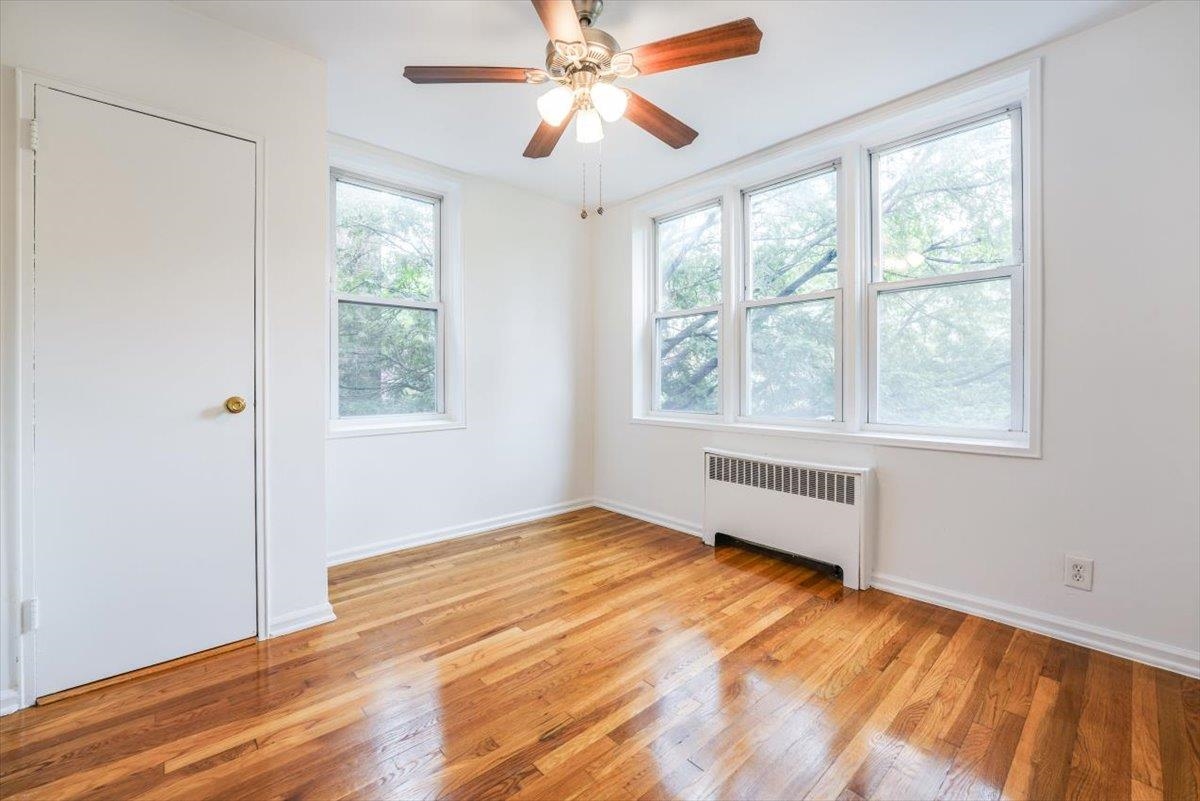 2160 CENTER AVE Unit: 2B