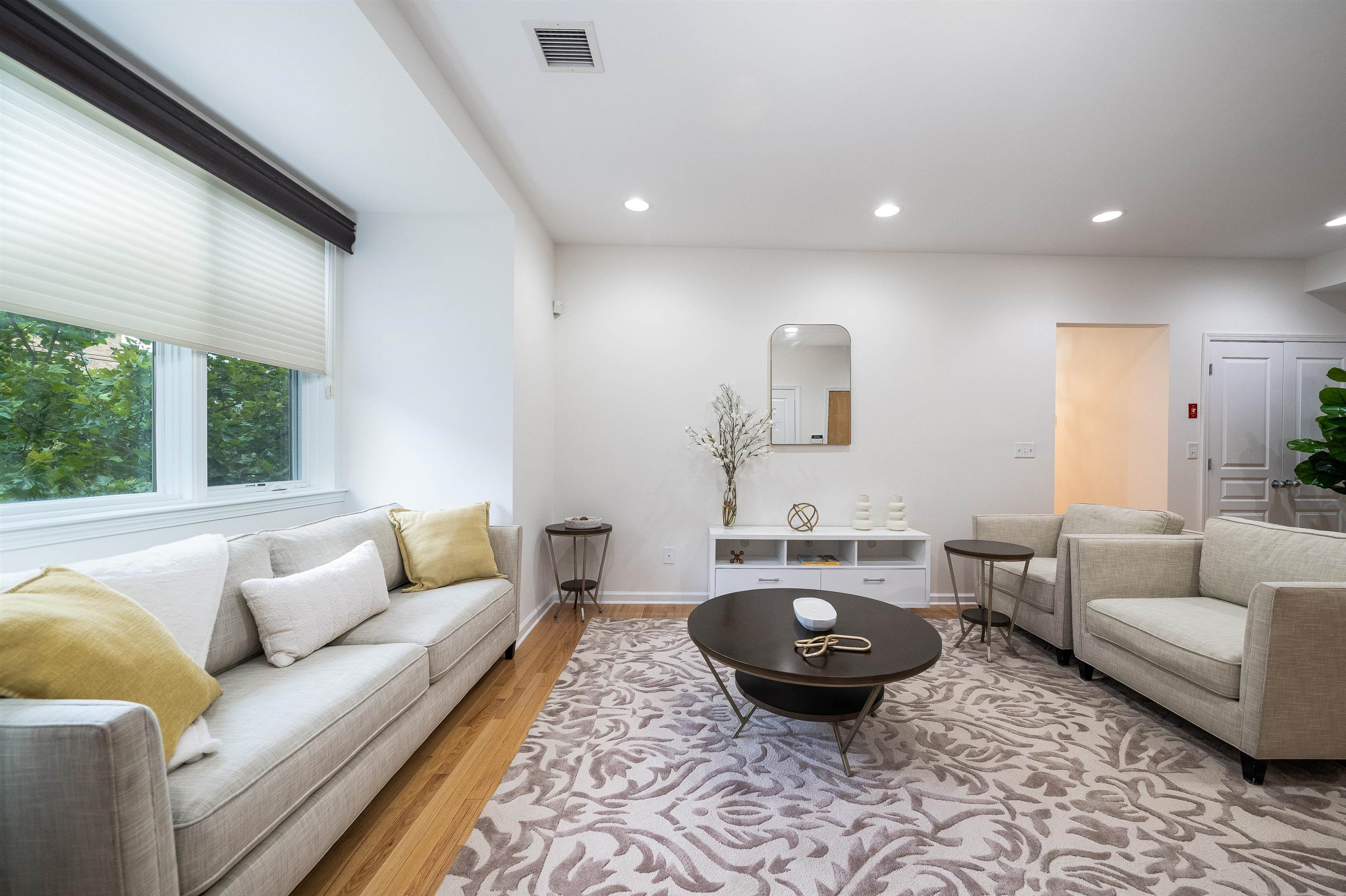 612 ADAMS ST Unit: 3
