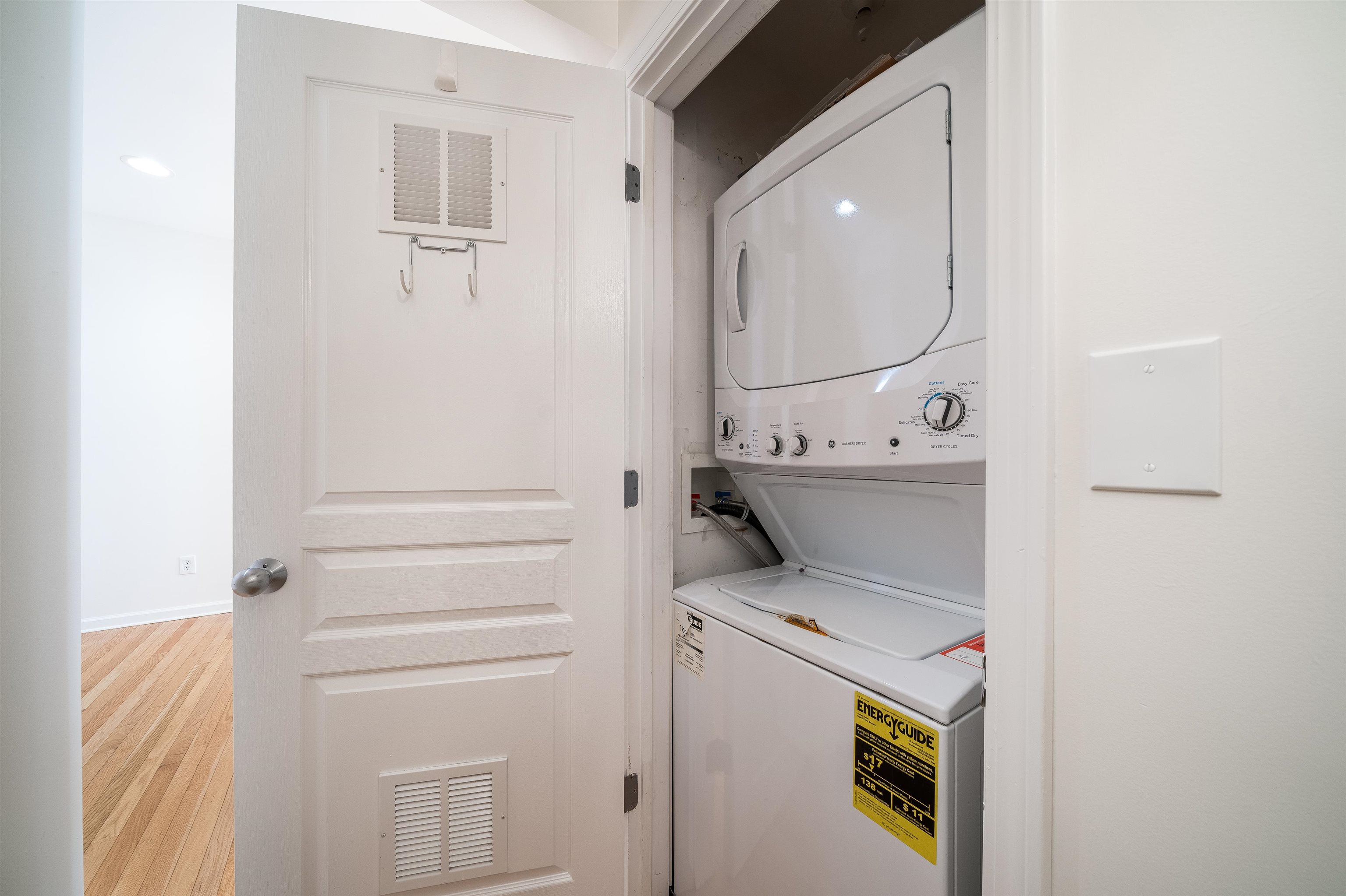 612 ADAMS ST Unit: 3
