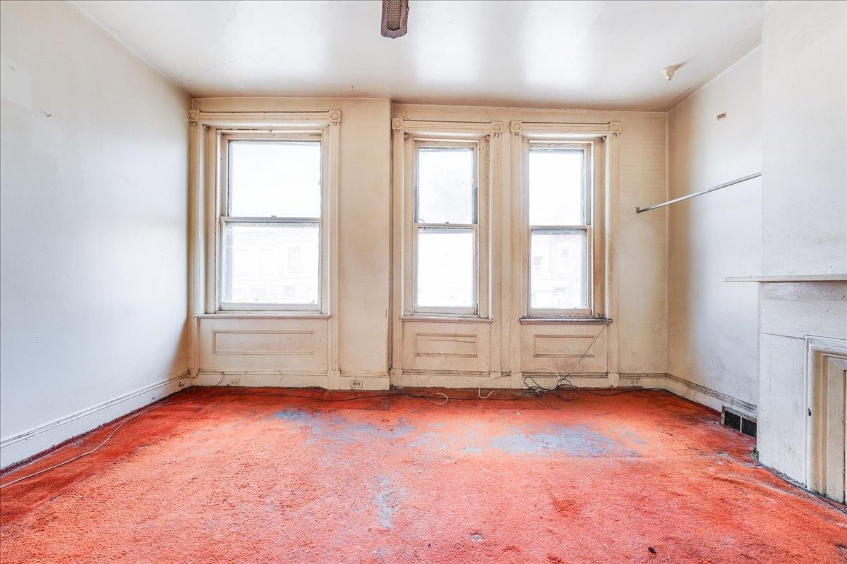 53 ASTOR PL