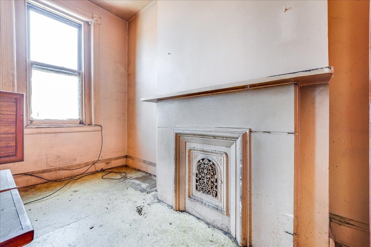 53 ASTOR PL