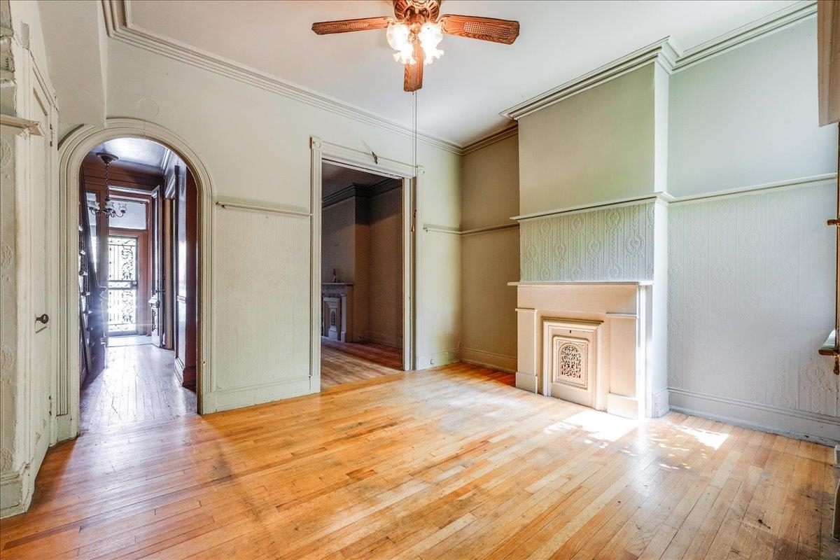 53 ASTOR PL