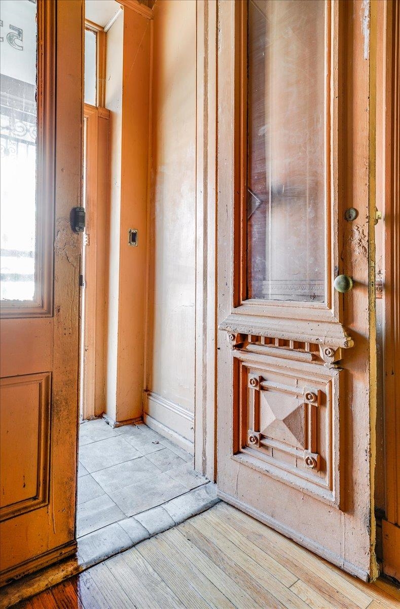53 ASTOR PL
