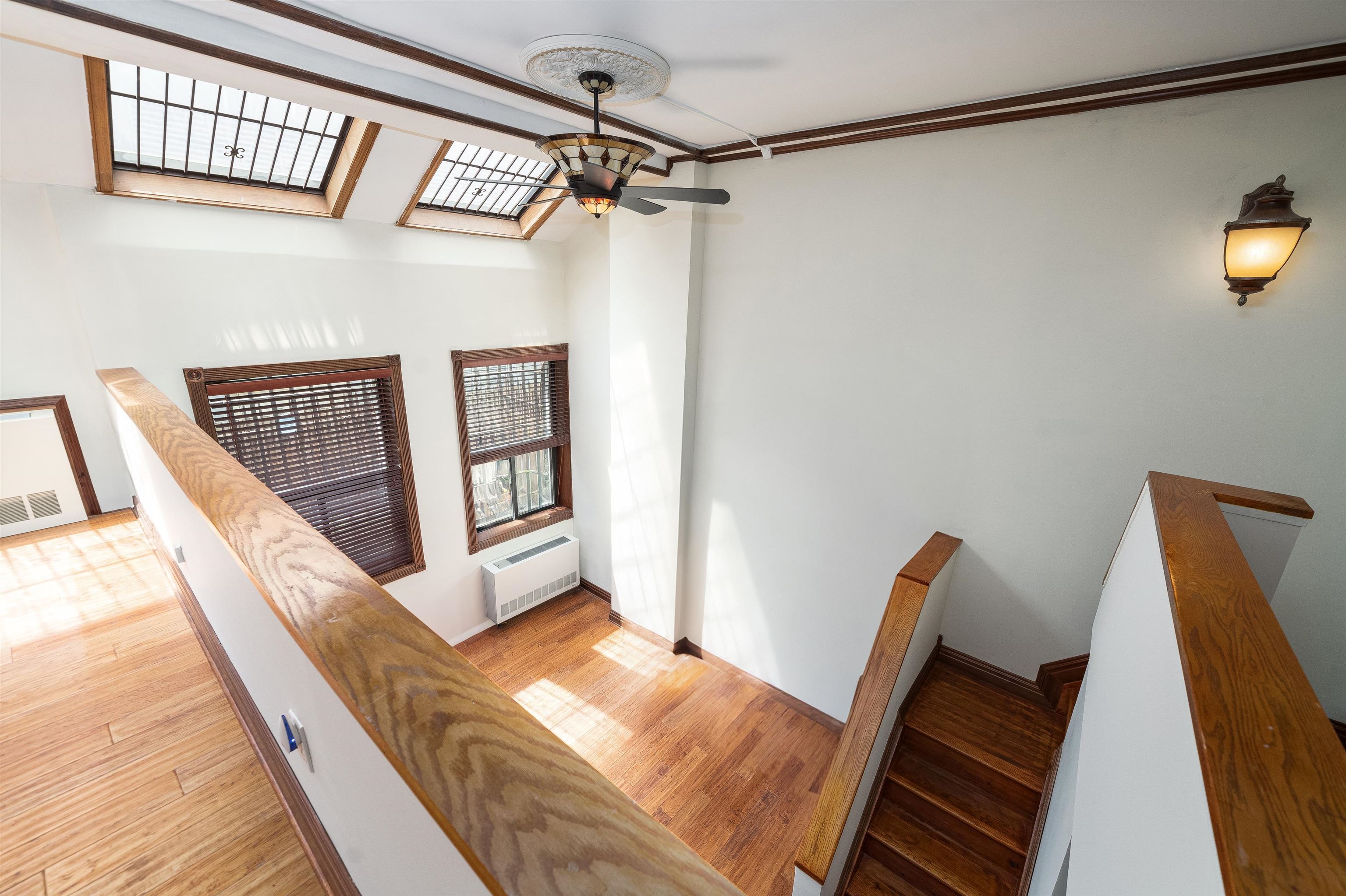83 MONTGOMERY ST Unit: 104