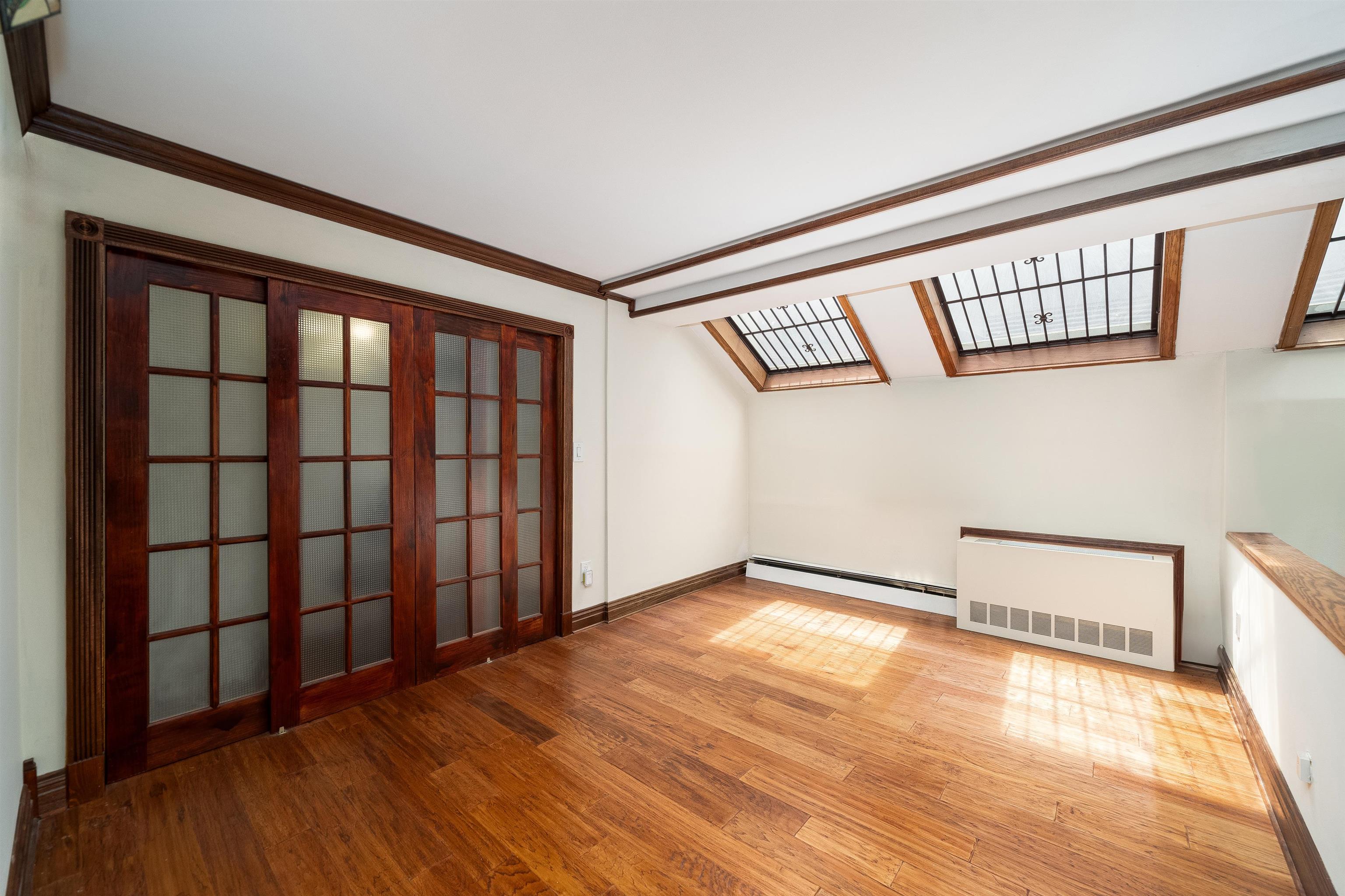83 MONTGOMERY ST Unit: 104