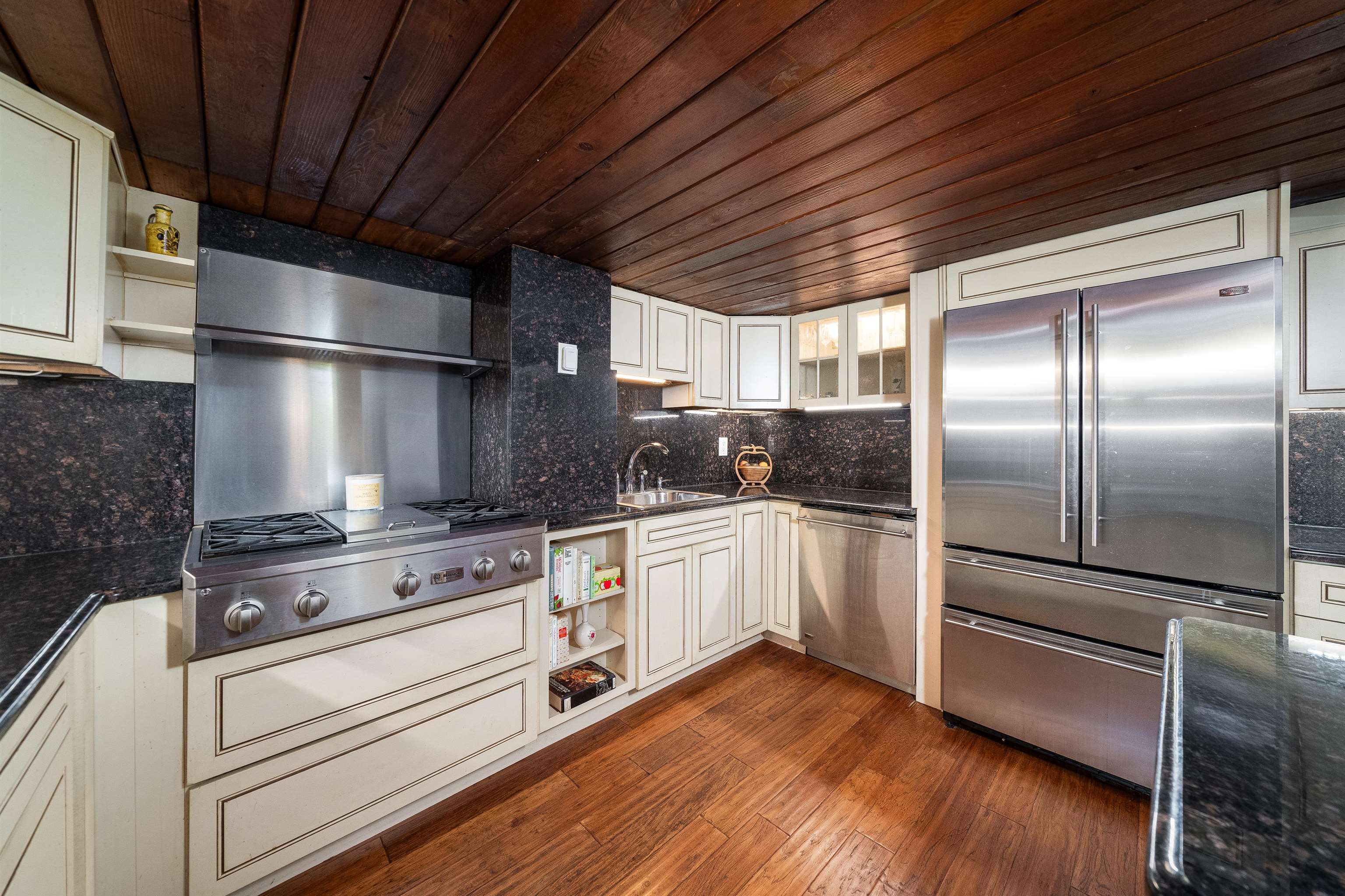 83 MONTGOMERY ST Unit: 104