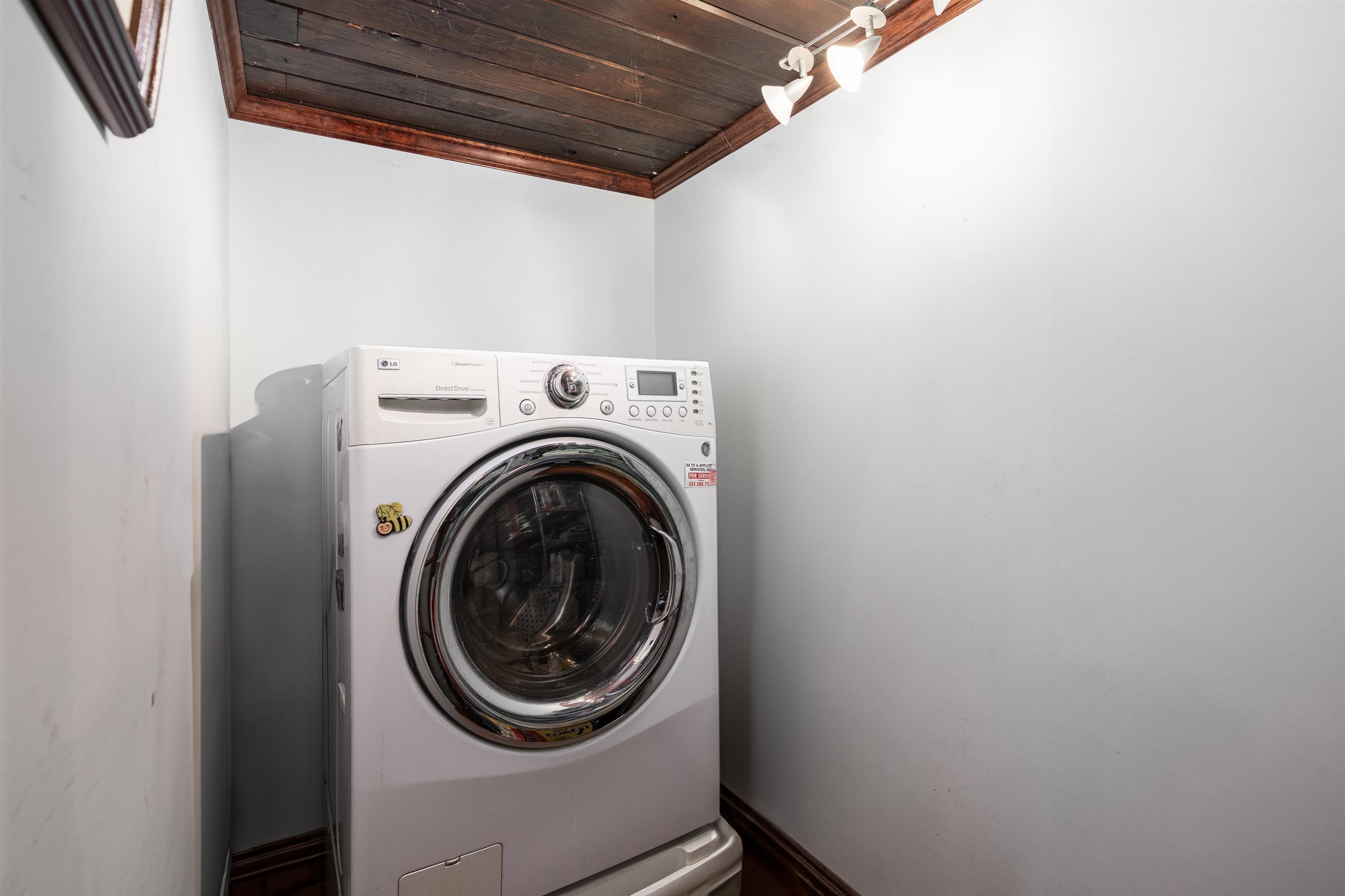 83 MONTGOMERY ST Unit: 104