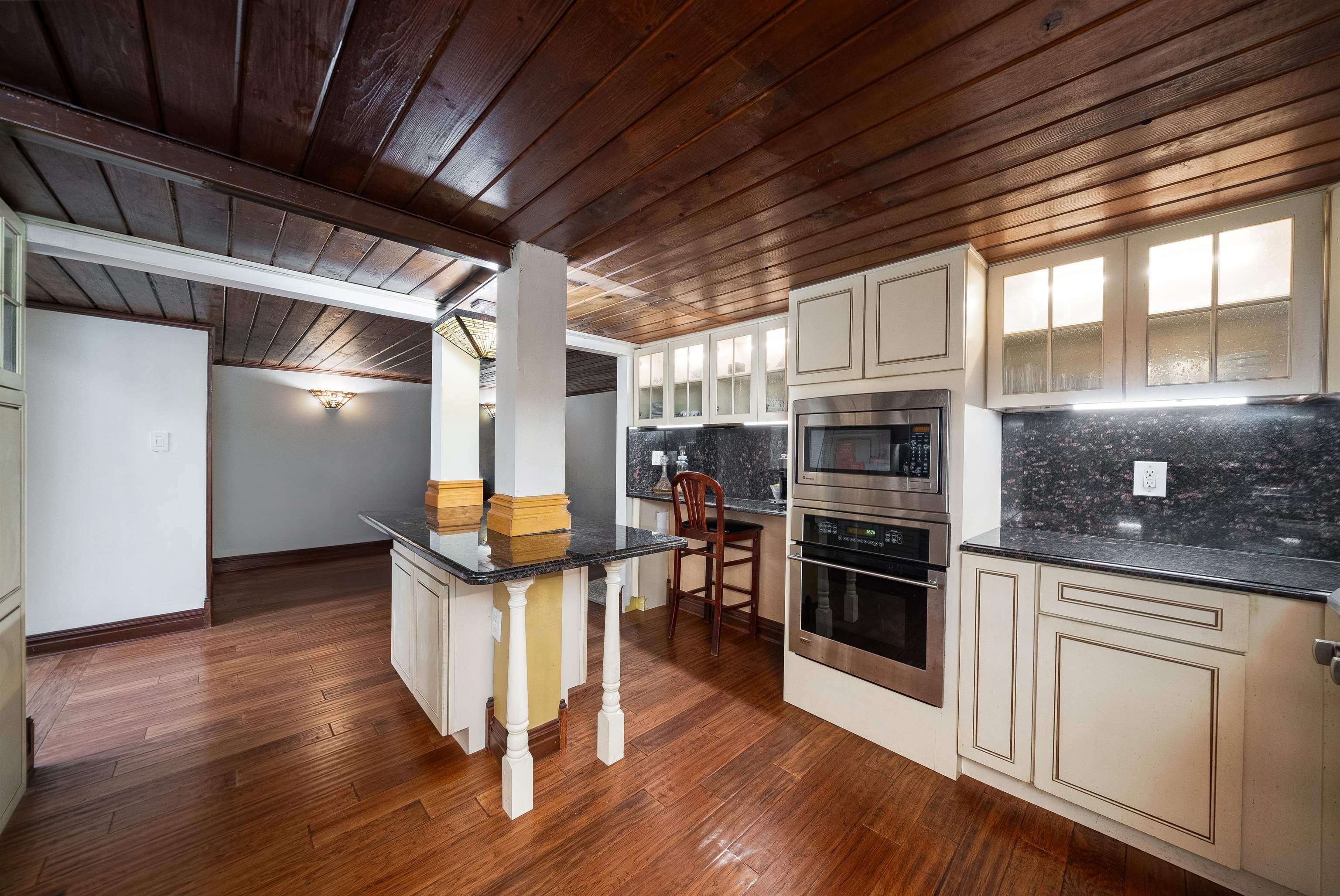 83 MONTGOMERY ST Unit: 104