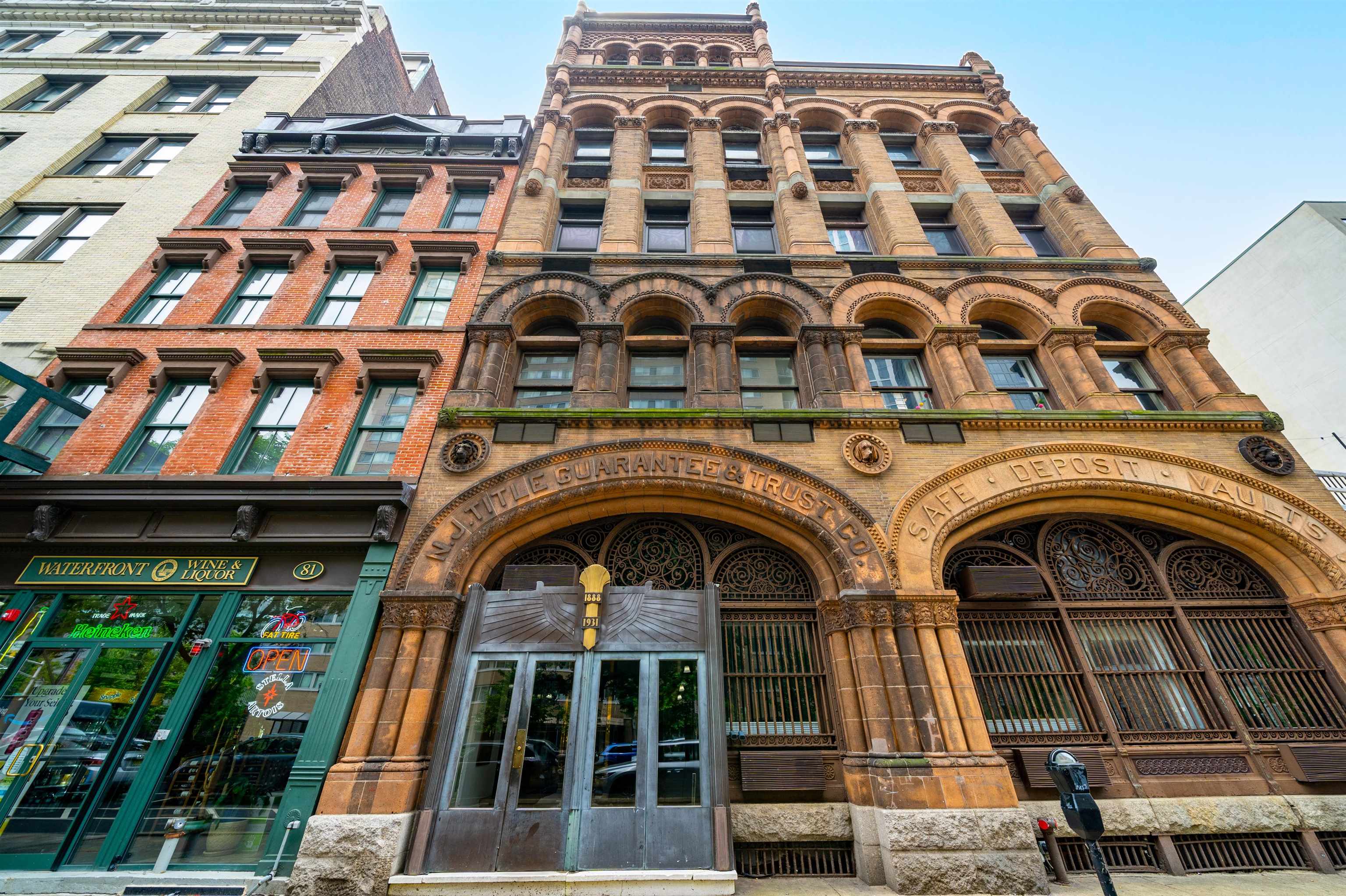83 MONTGOMERY ST Unit: 104