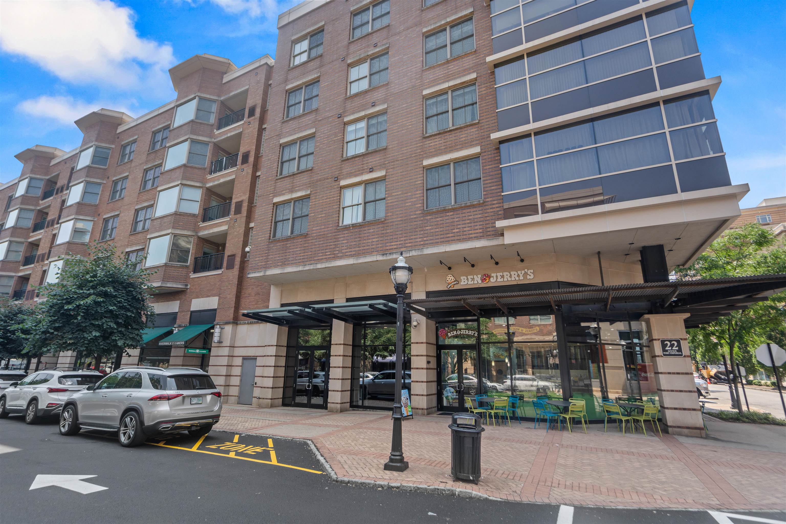 22 AVENUE AT PORT IMPERIAL Unit: 433