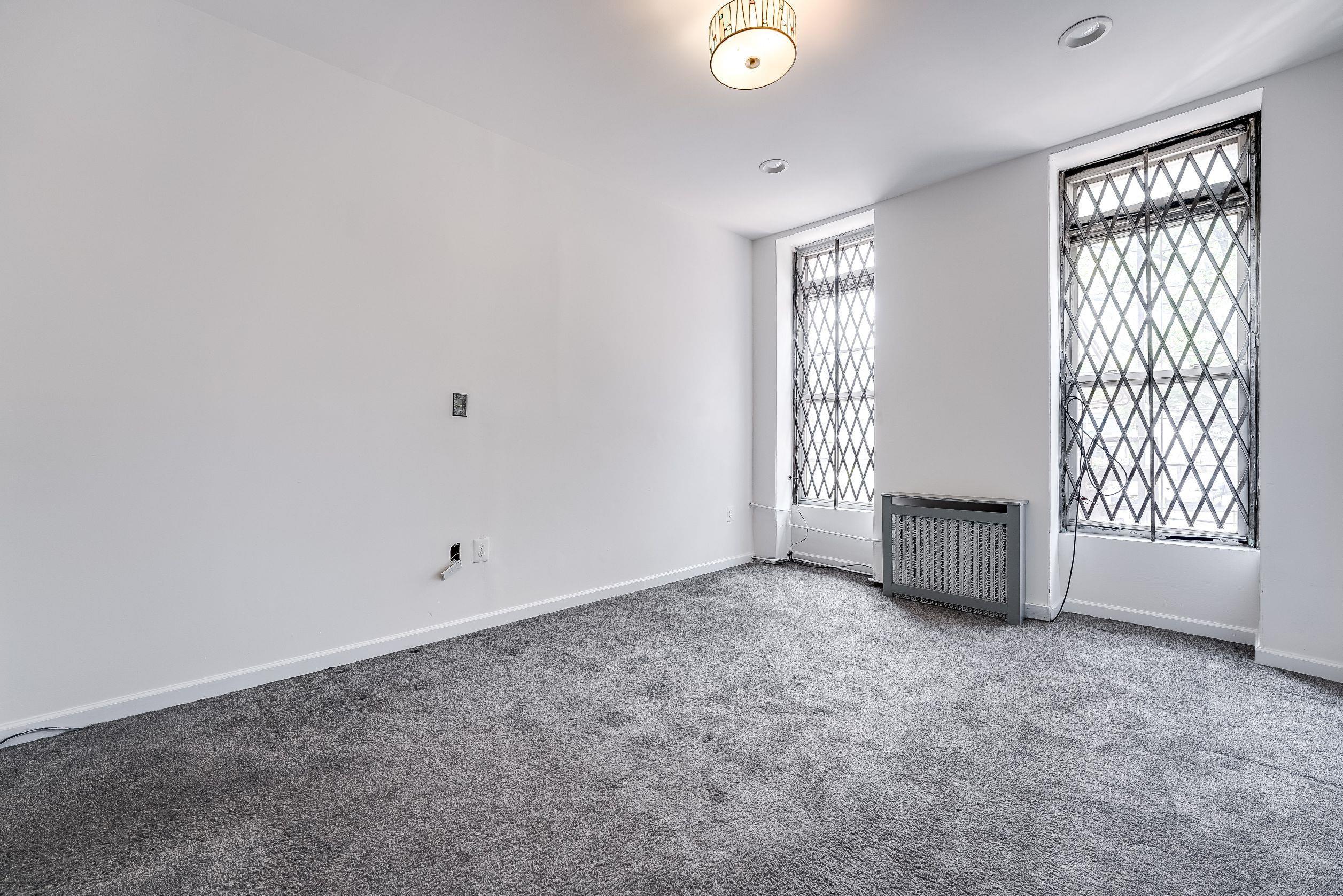 370 FORREST ST Unit: 1