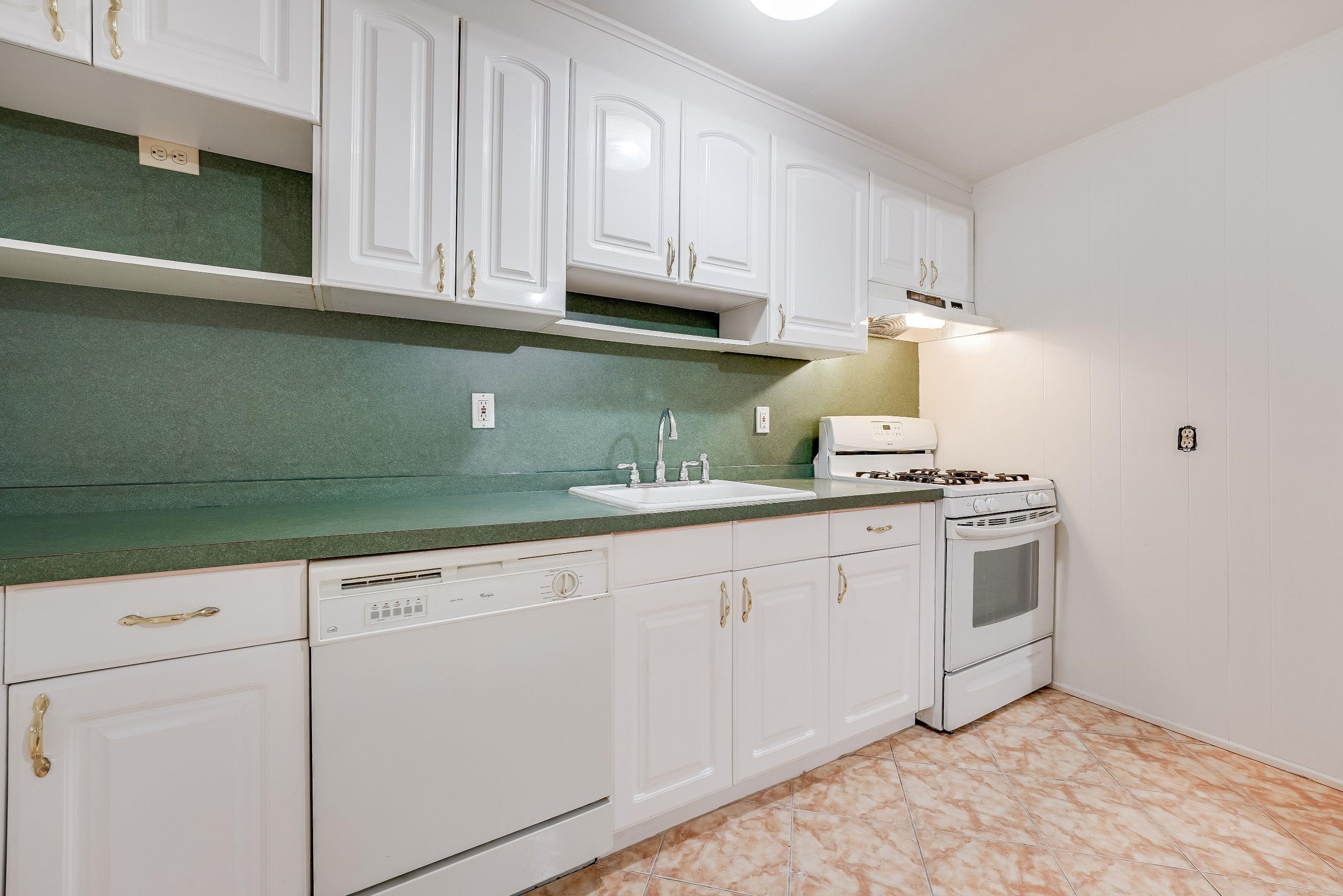 370 FORREST ST Unit: 1