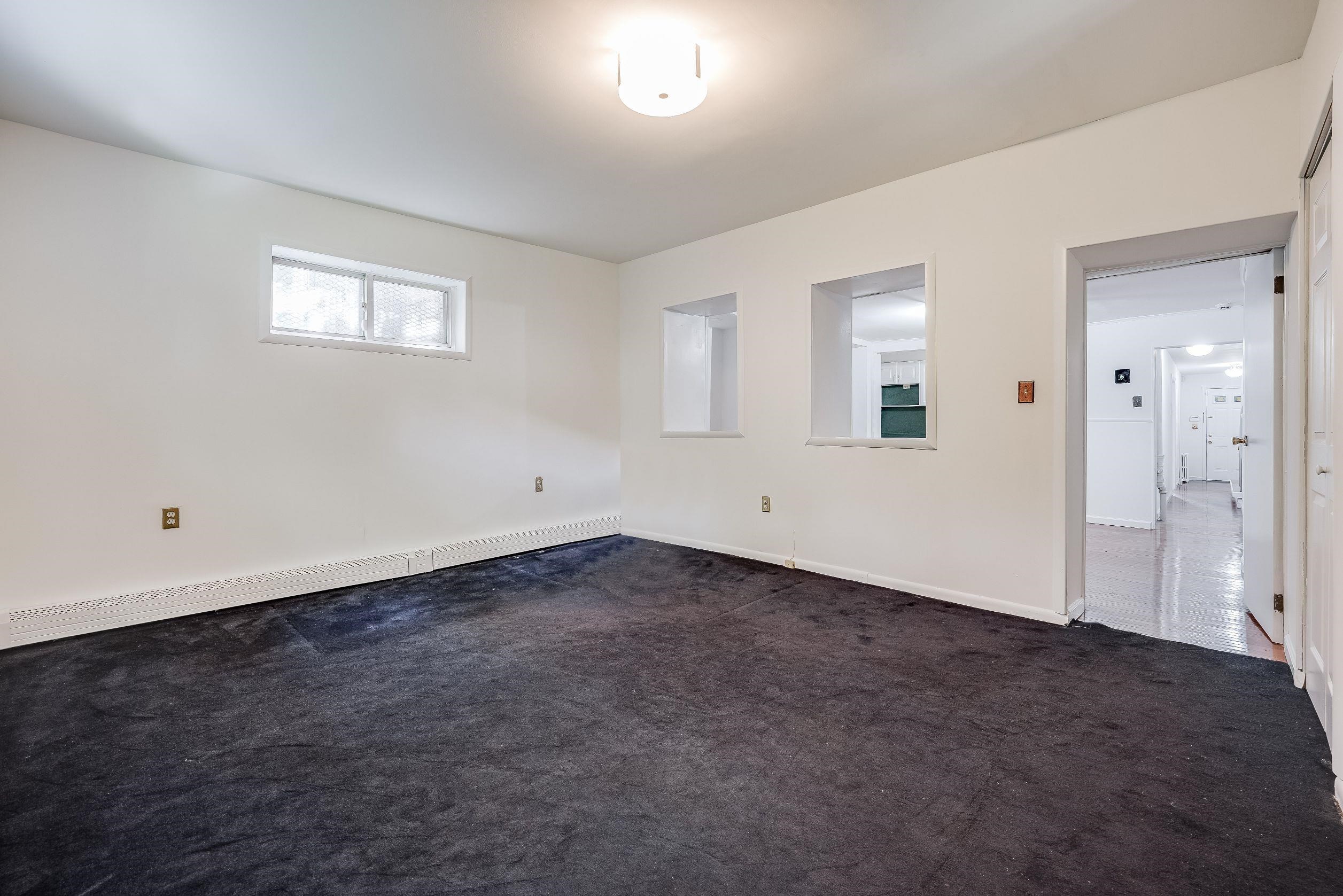 370 FORREST ST Unit: 1