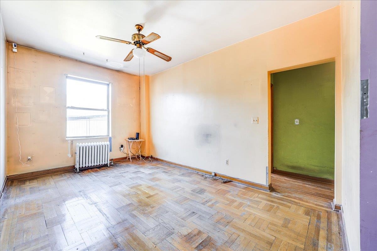435 53RD ST Unit: C5