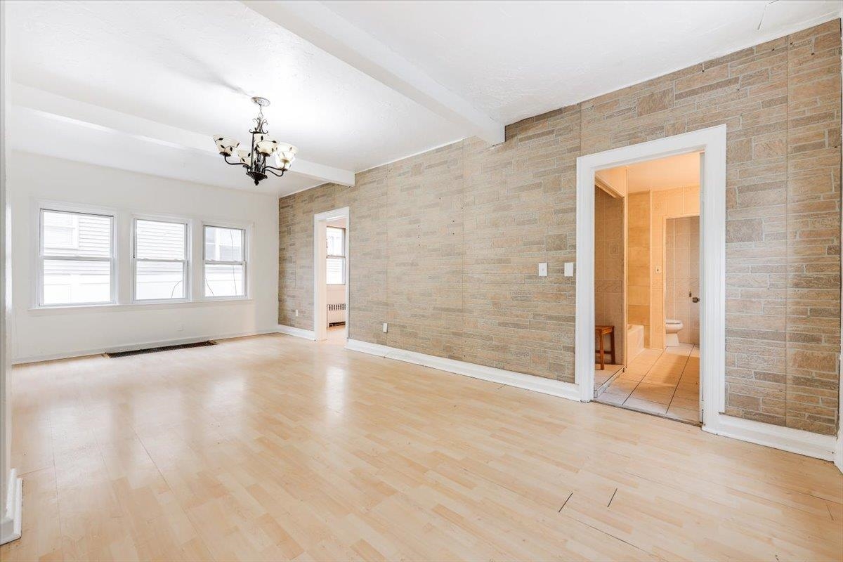 86 WEST MAIN ST Unit: 1