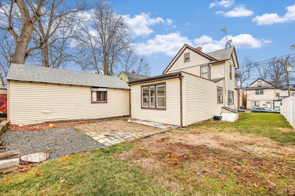 86 WEST MAIN ST Unit: 1