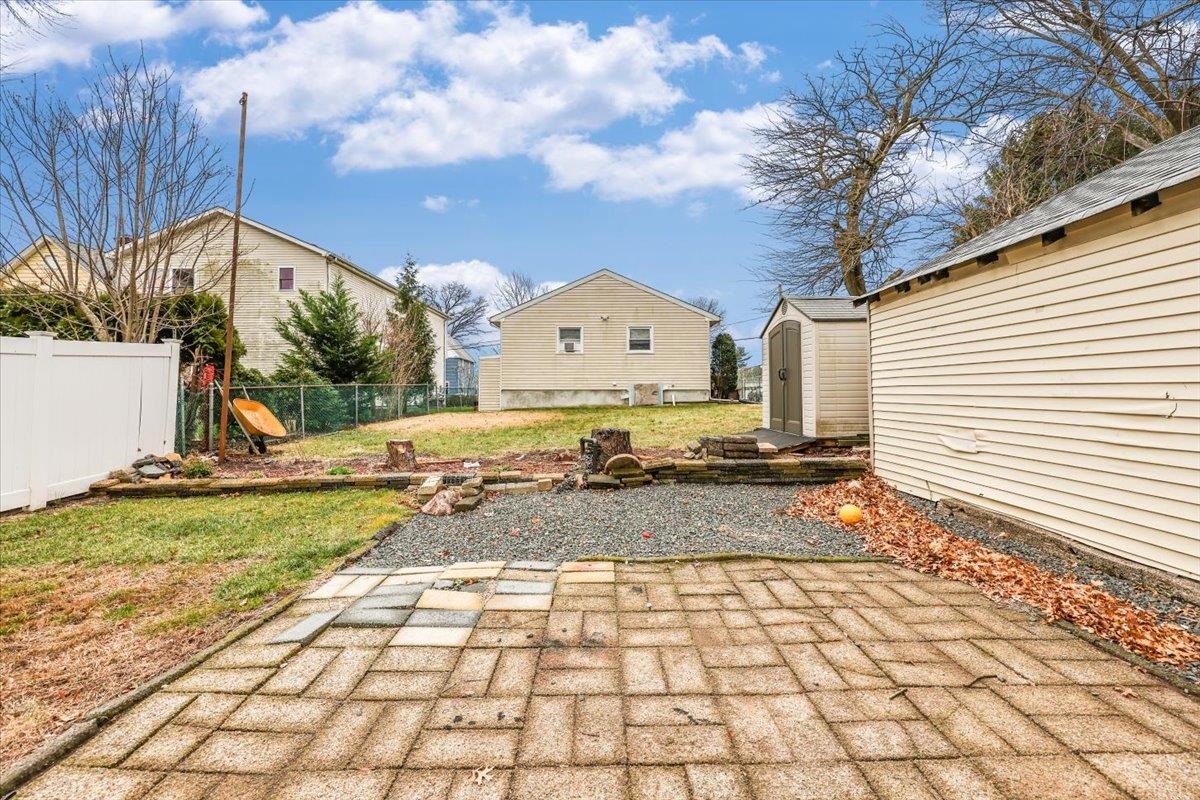 86 WEST MAIN ST Unit: 1