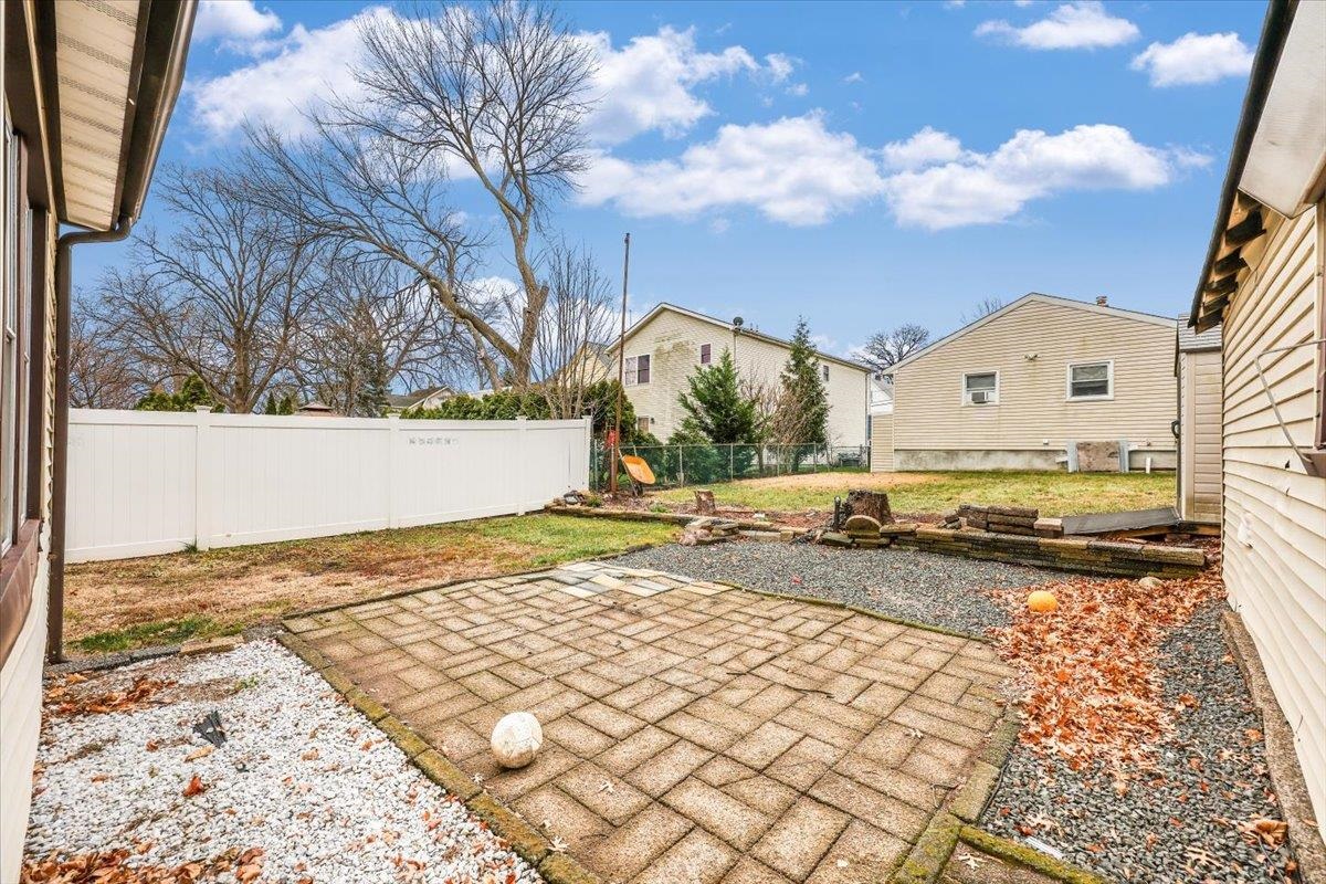 86 WEST MAIN ST Unit: 1