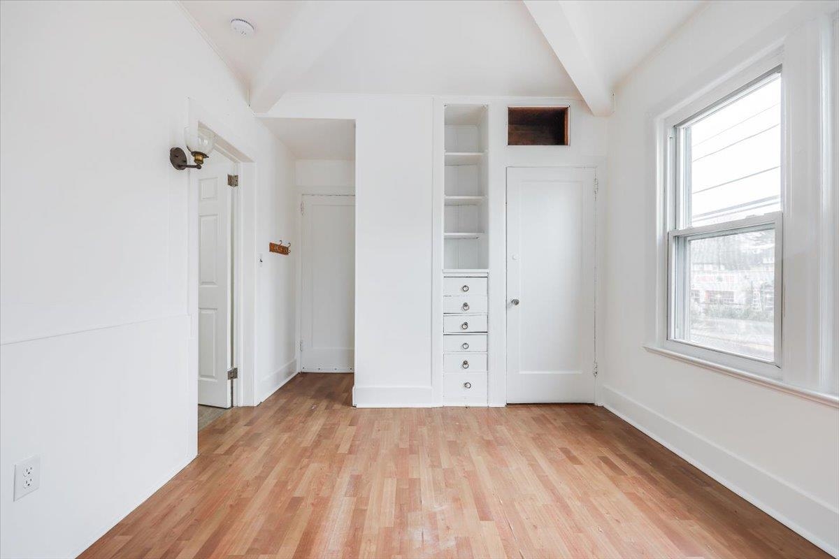 86 WEST MAIN ST Unit: 1