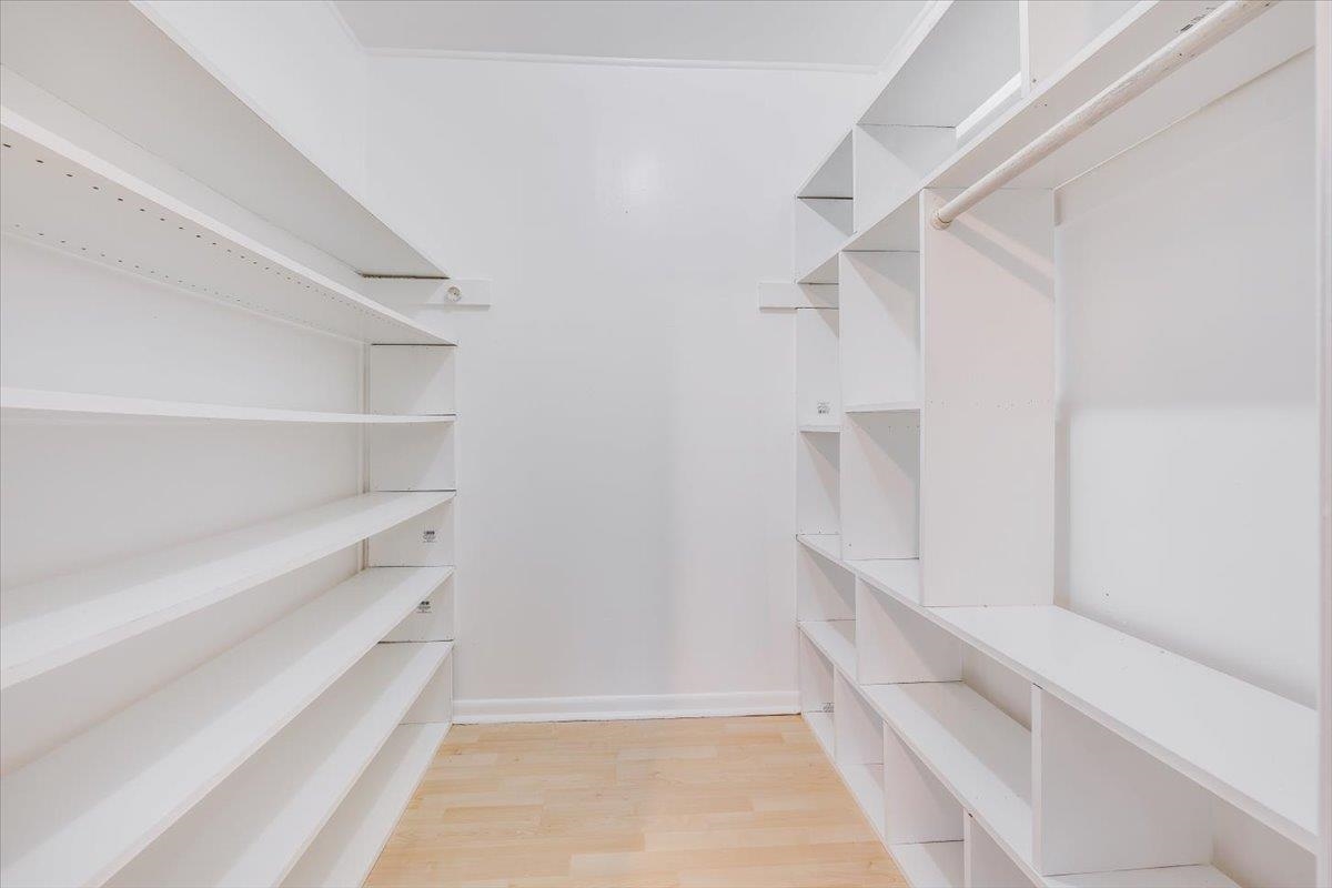 86 WEST MAIN ST Unit: 1