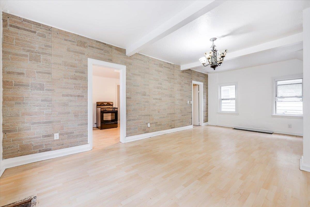 86 WEST MAIN ST Unit: 1
