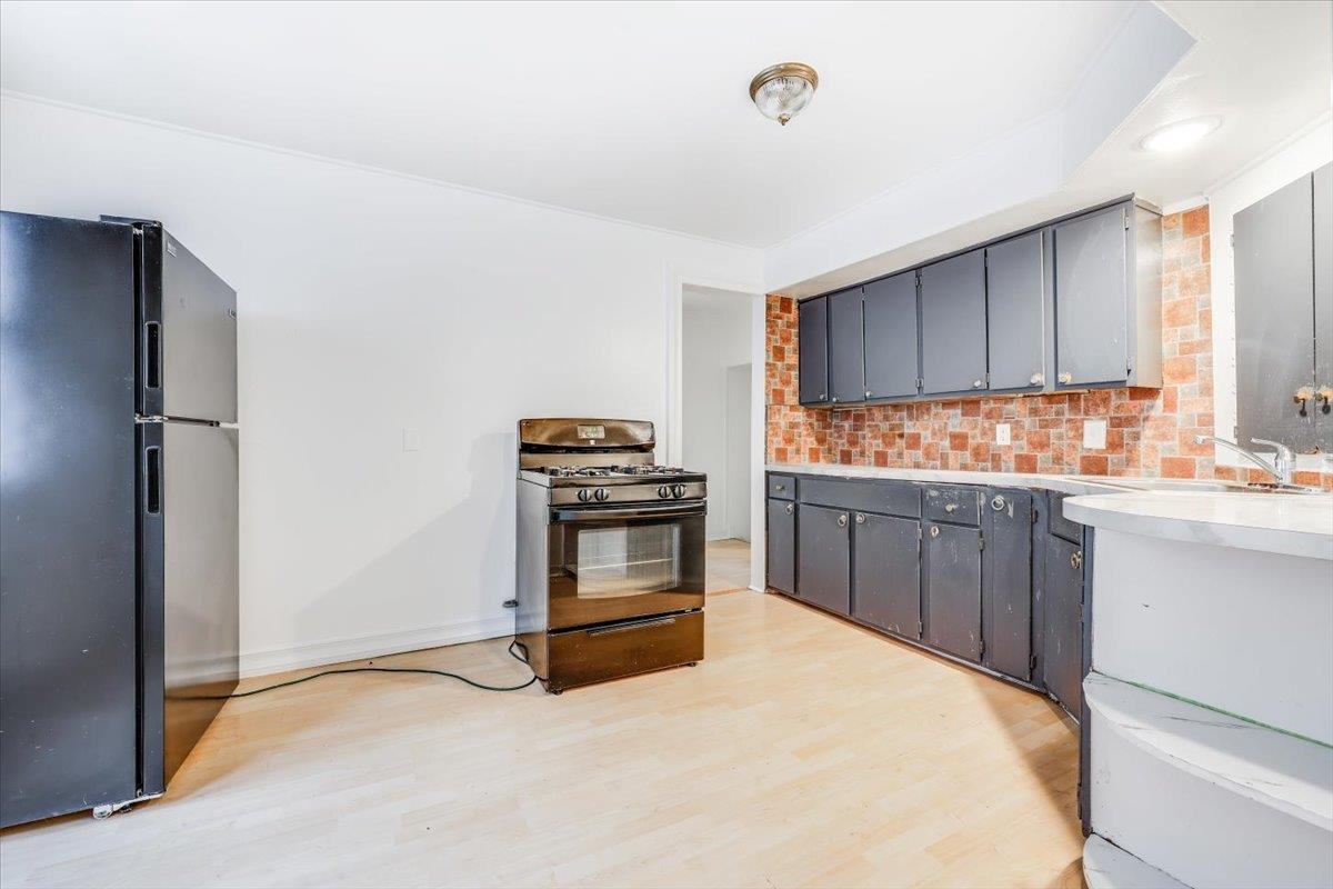 86 WEST MAIN ST Unit: 1