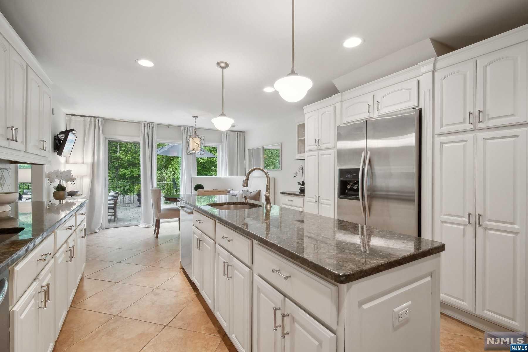 338 Van Nostrand Avenue