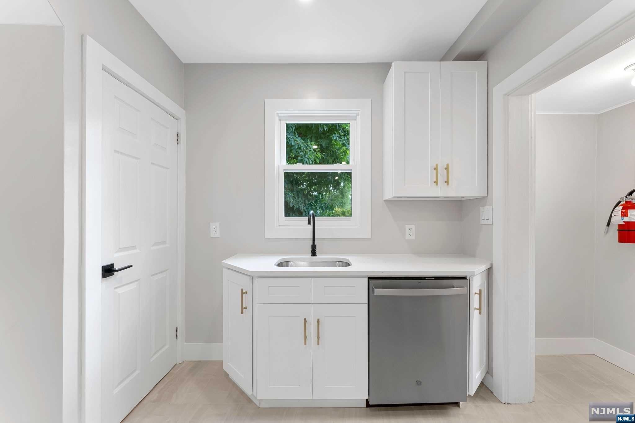 444 Tappan Road