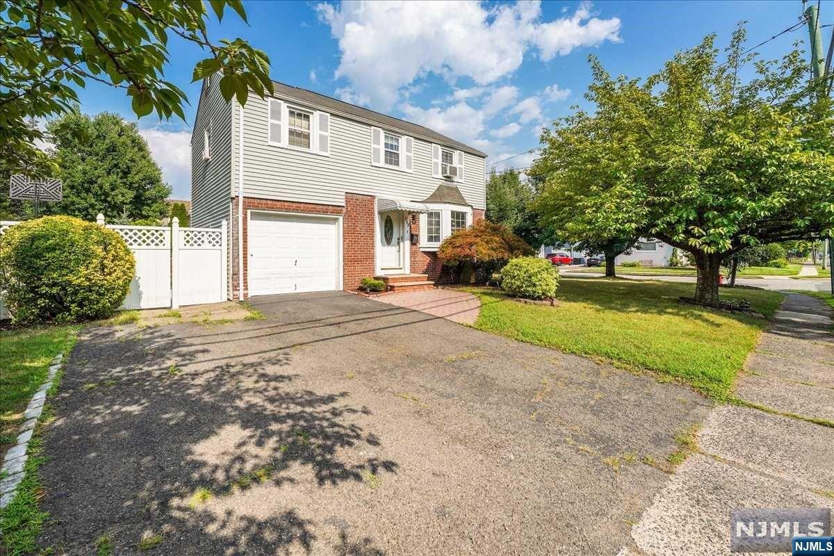 00-055 Midland Avenue