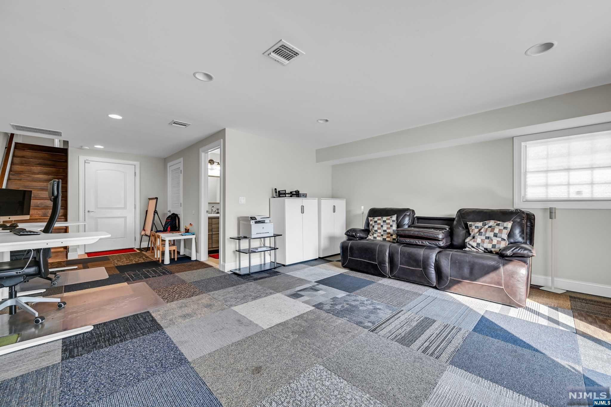 179A Washington Avenue