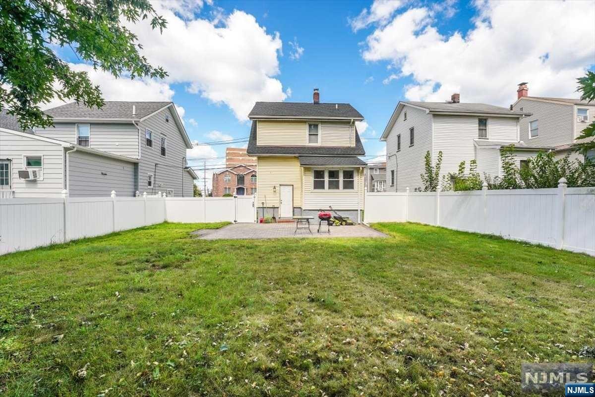 339 Kaplan Avenue
