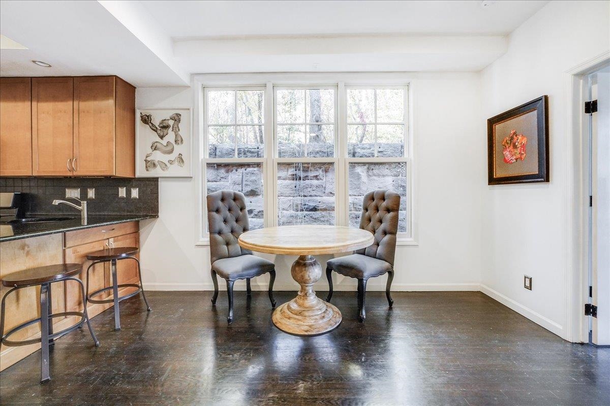 96 COLES ST Unit: 2