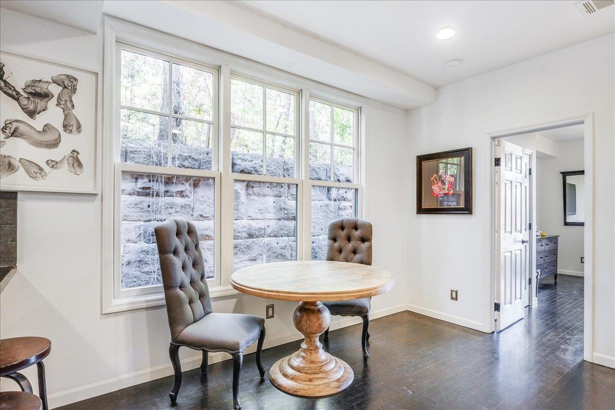 96 COLES ST Unit: 2
