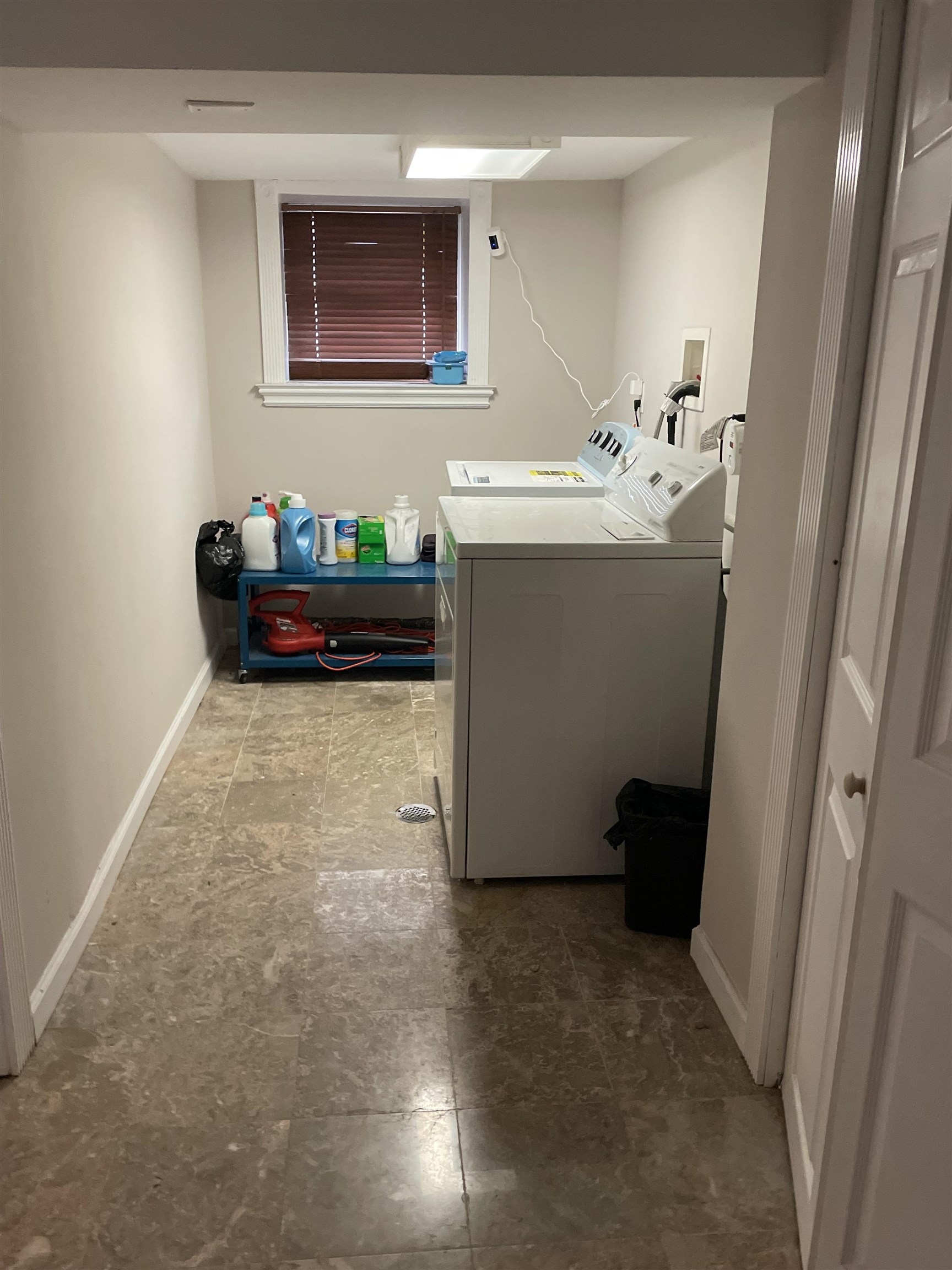 148 NESBIT ST Unit: 2