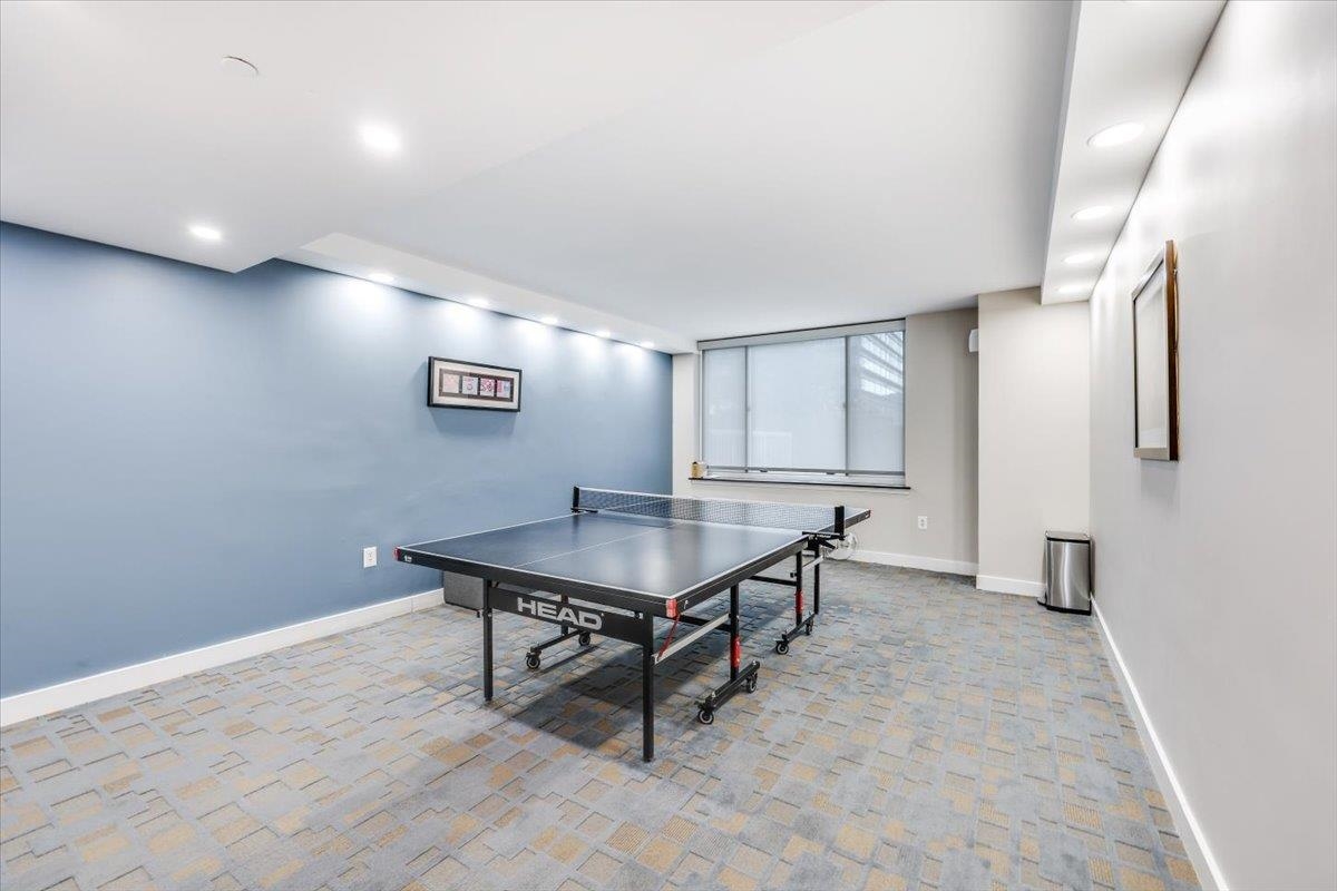 1 2ND ST Unit: 2408