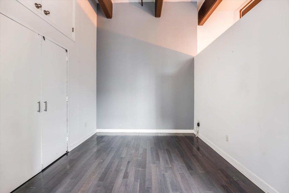 1500 HUDSON ST Unit: 3L