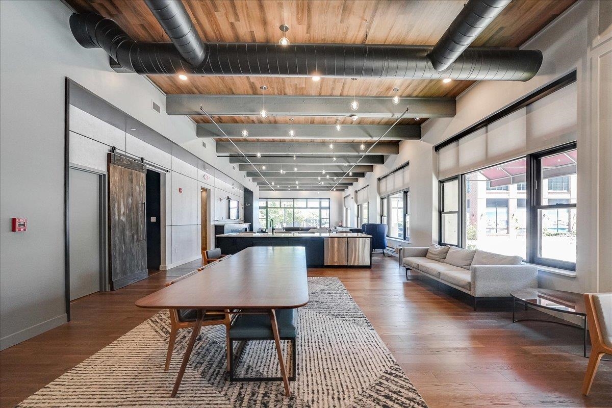 1500 HUDSON ST Unit: 3L