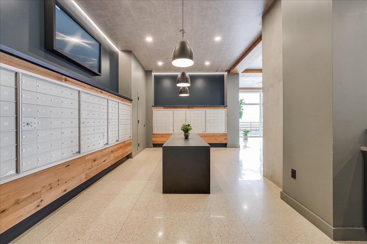 1500 HUDSON ST Unit: 3L