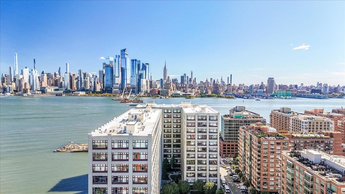 1500 HUDSON ST Unit: 3L