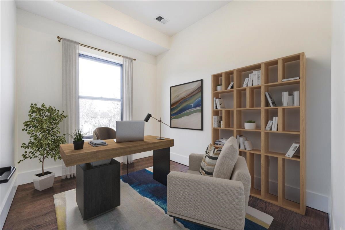228 NUNDA AVE Unit: 2
