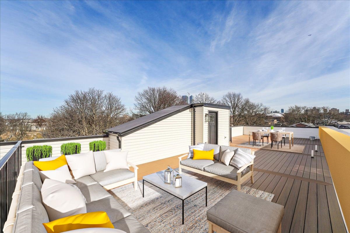 228 NUNDA AVE Unit: 2