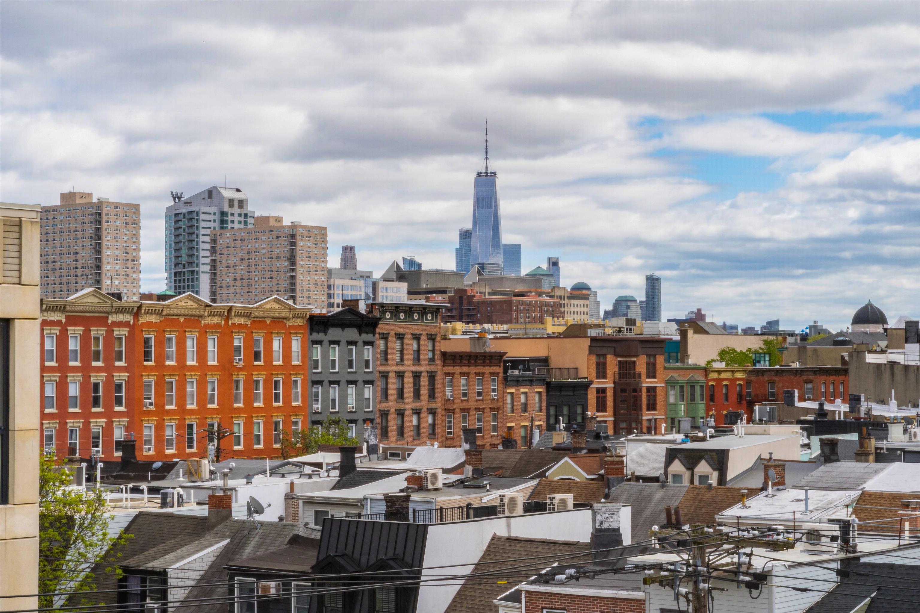 704 CLINTON ST Unit: 5D
